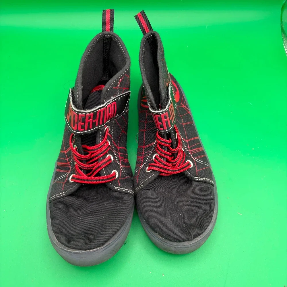 Marvel Spider-Man Sneakers Kids 1 Black/Red Light Up High Top Super Hero Shoes